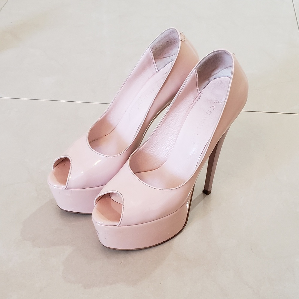 Fabulous hills💄👠👡💎